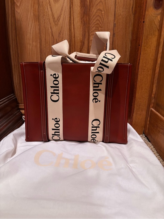 Chloe Handbags - Chloe woody medium leather tote Brand New-Never Used